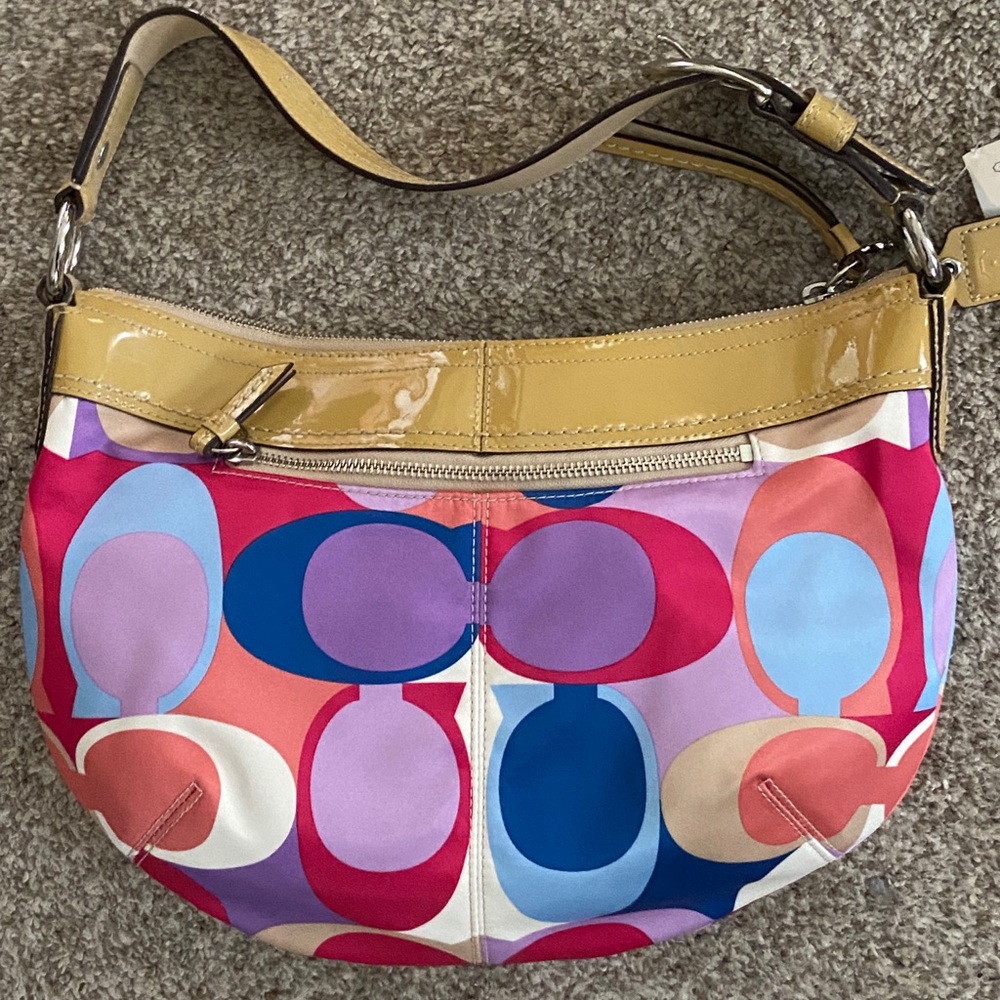 Coach purse - Picture 2 of 4